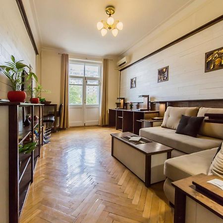 2Х-Кімнатна Квартира На Майдані Незалежності Kiev Bagian luar foto